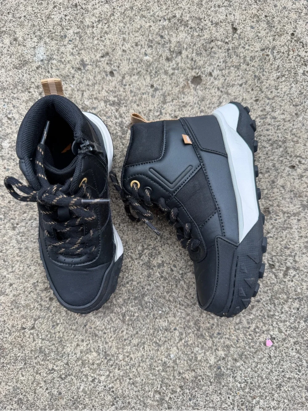 Zara Toddler Sneakers size 29 Black and White Kids High-Top Trail Sneakers